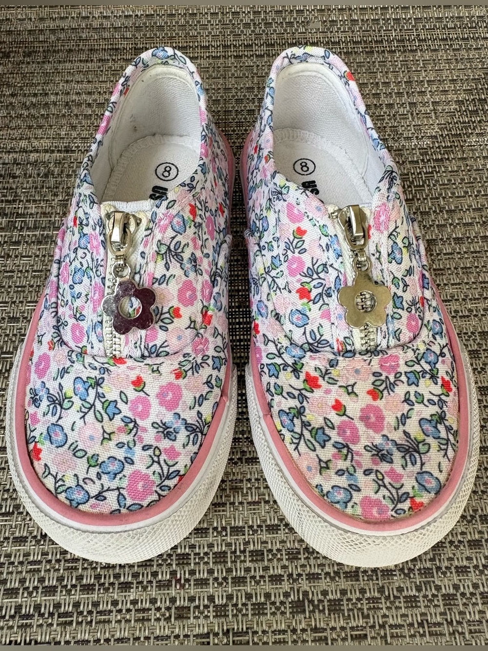 Girls Pink Floral Slip-On Sneakers with Flower Zipper Charm